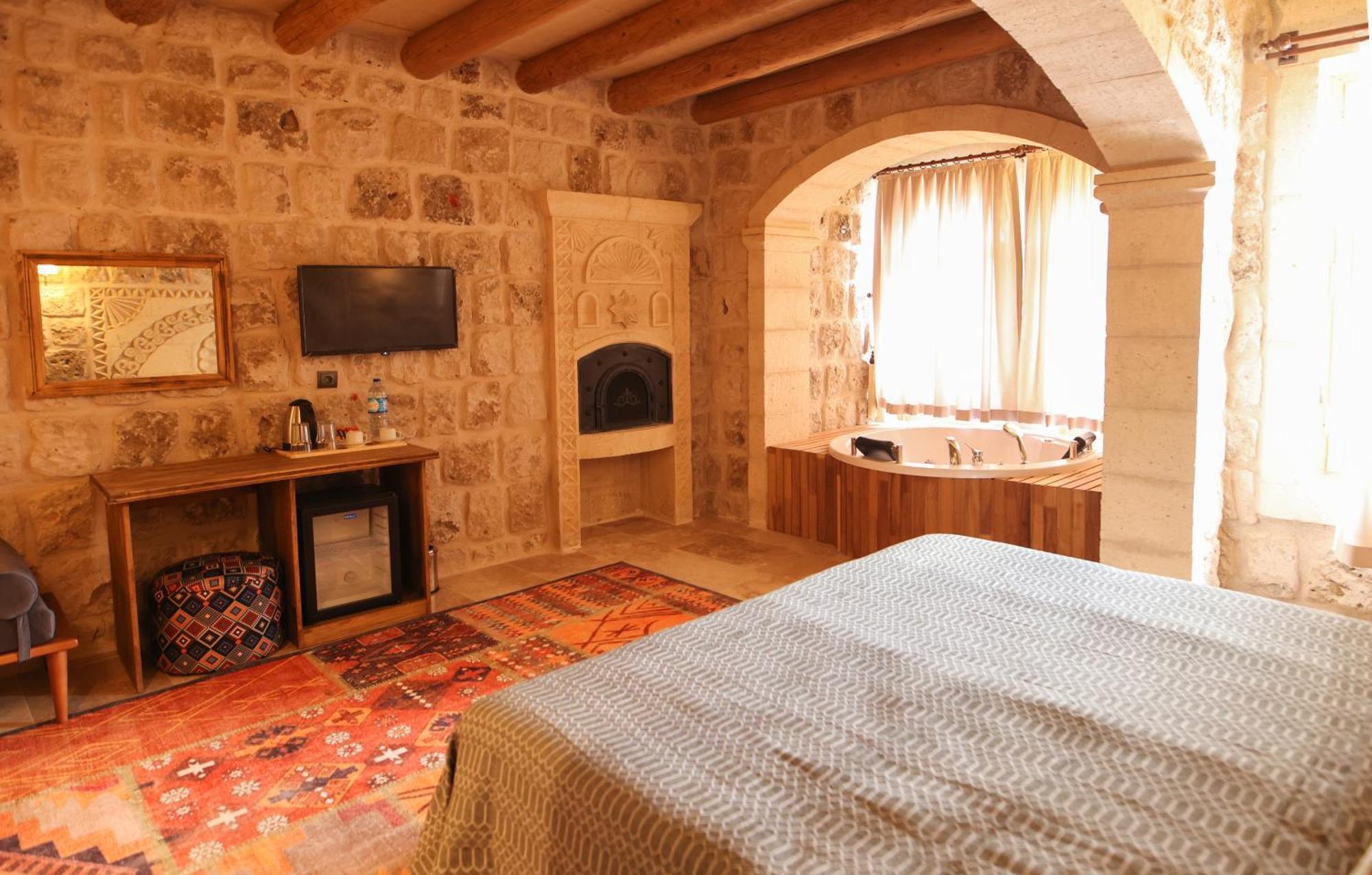 אורגופ Cappadocia Vita Cave Hotel מראה חיצוני תמונה