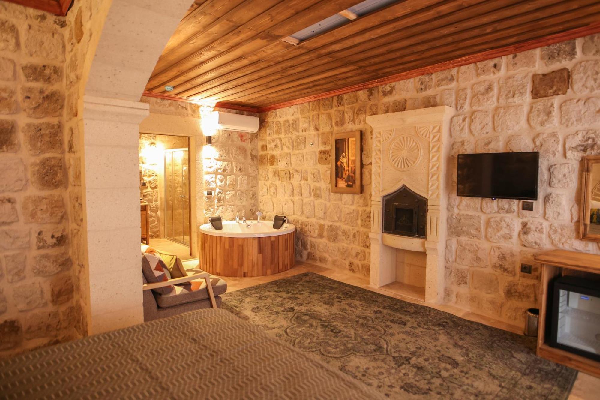 אורגופ Cappadocia Vita Cave Hotel מראה חיצוני תמונה