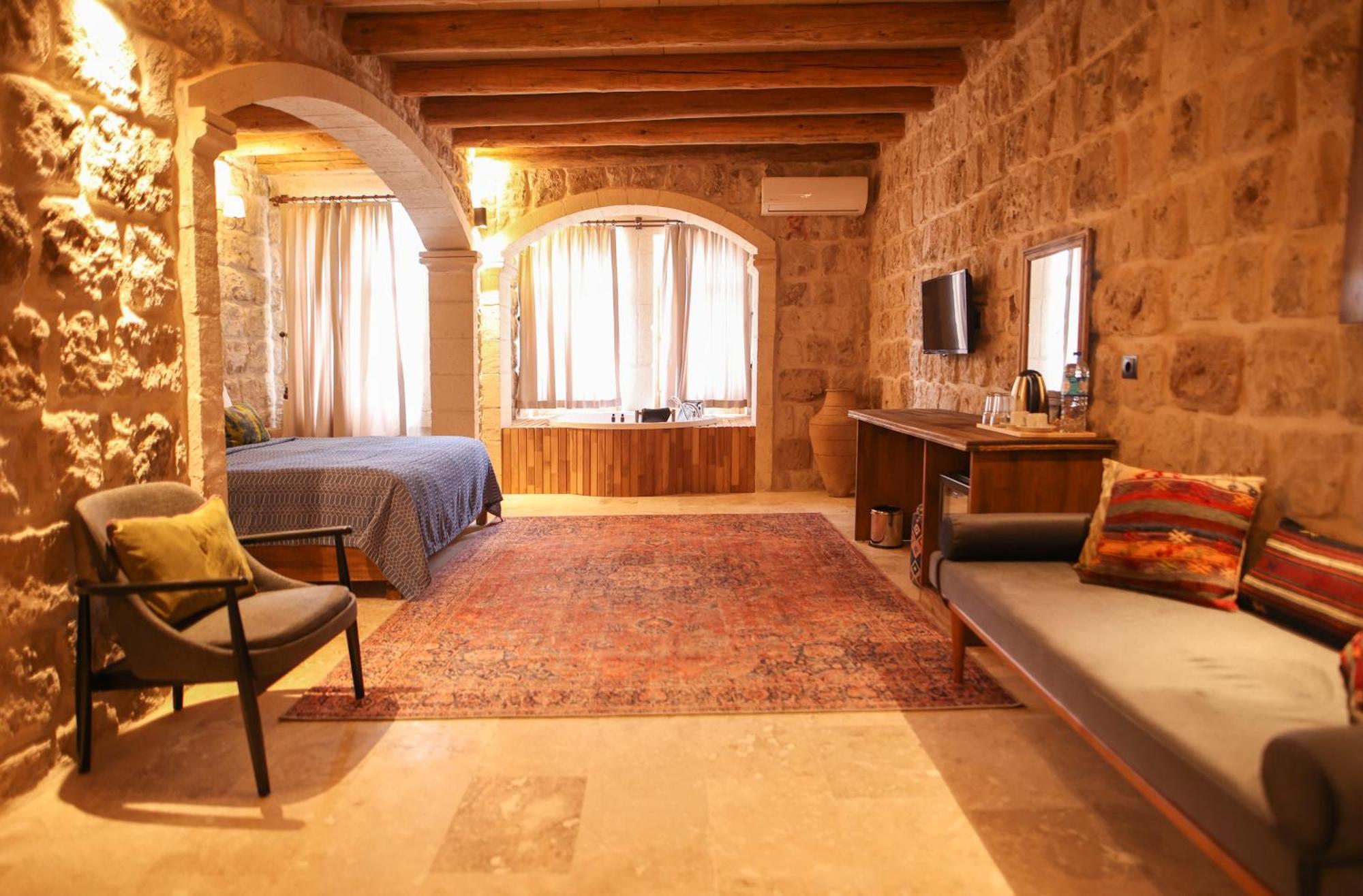 אורגופ Cappadocia Vita Cave Hotel מראה חיצוני תמונה